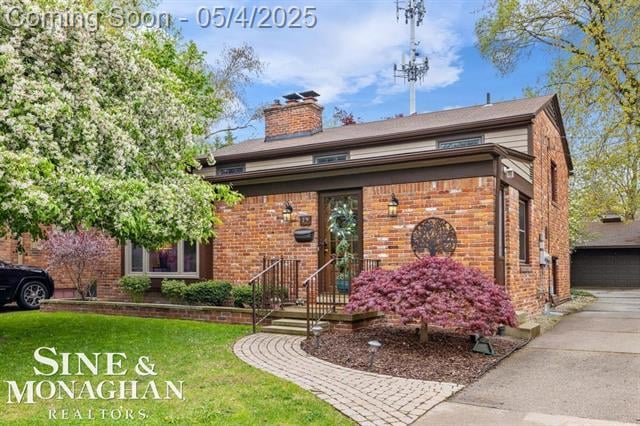 front view picture of 79 Cambridge Rd, Grosse Pointe, MI. 48236