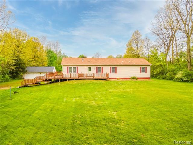 front view picture of 20650 Sherwood Rd, Belleville, MI. 48111