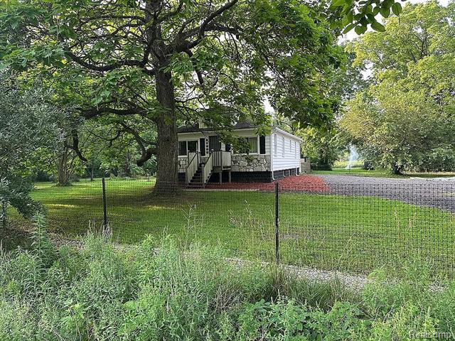 front view picture of 44500 Judd Rd, Belleville, MI. 48111