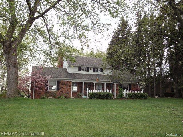 front view picture of 44451 Harmony Ln, Belleville, MI. 48111