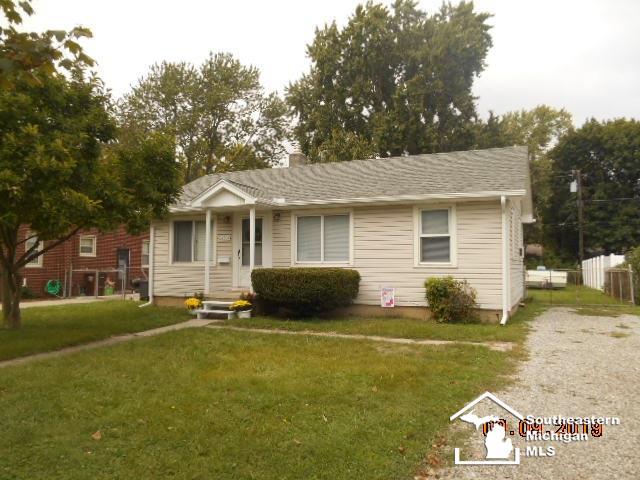 front view picture of 21934 Roosevelt, Rockwood, MI. 48173