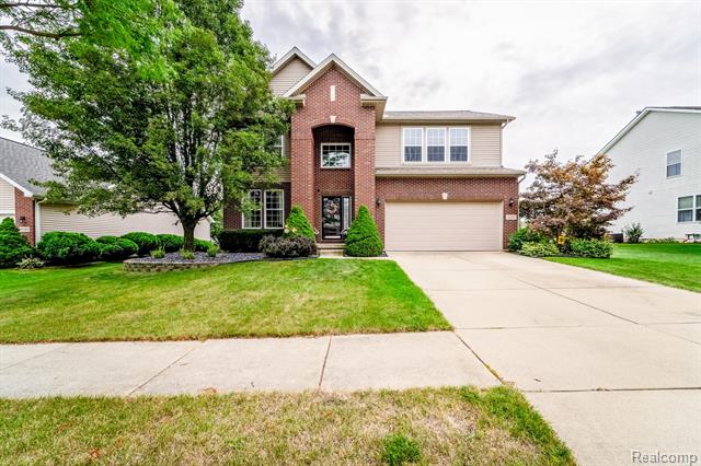 front view picture of 31225 Handsomer Drive, Flat Rock, MI. 48134