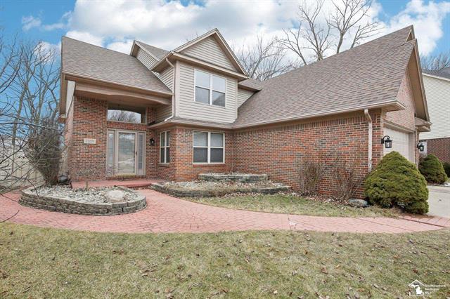 front view picture of 27276 Lilly Dr, Trenton, MI. 48183