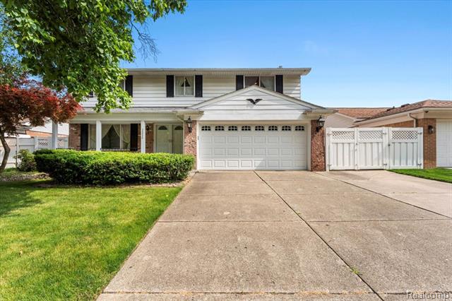 front view picture of 20840 Bourassa Ave, Trenton, MI. 48183