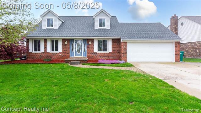 front view picture of 25830 Wolverine St, Flat Rock, MI. 48134