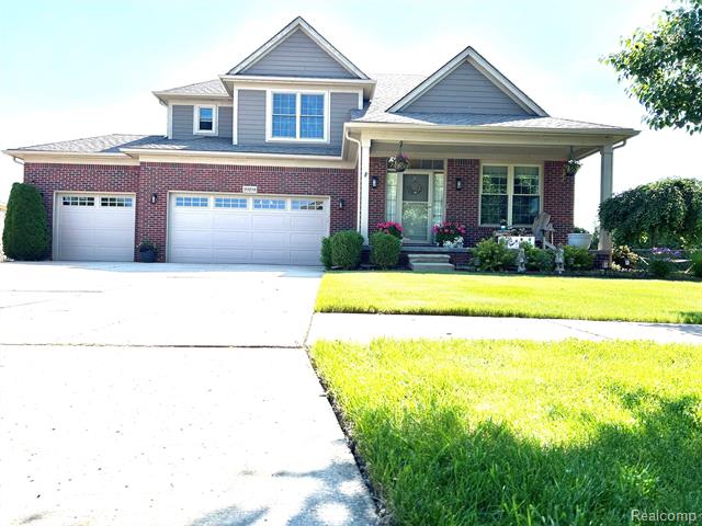 front view picture of 29293 Franklin, Flat Rock, MI. 48134