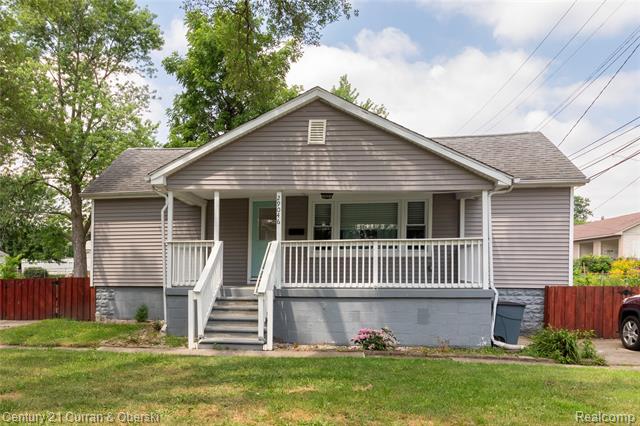 front view picture of 29046 Wesley, Flat Rock, MI. 48134