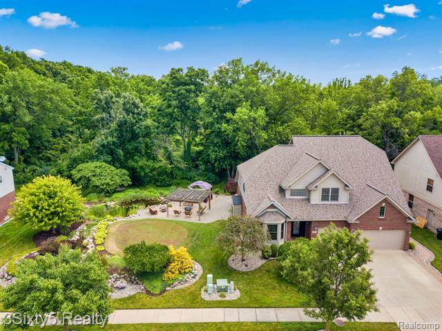 front view picture of 26909 Pepperwood, Trenton, MI. 48183