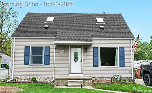 front view picture of 27015 Huron River, Flat Rock, MI. 48134