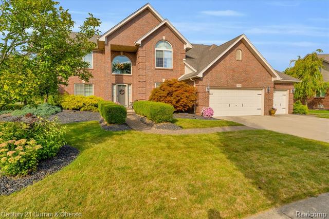 front view picture of 26718 Arcadia, Flat Rock, MI. 48134