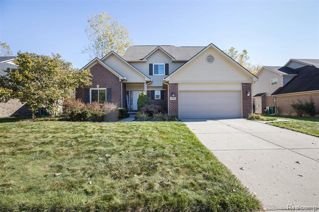 front view picture of 24098 Konarska Dr, Flat Rock, MI. 48134