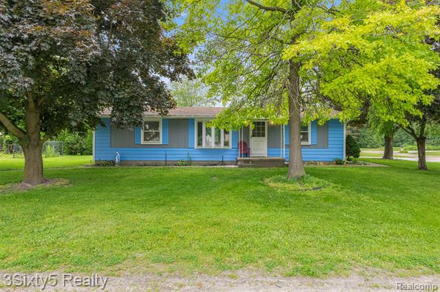 front view picture of 36513 Evans St, New Boston, MI. 48164