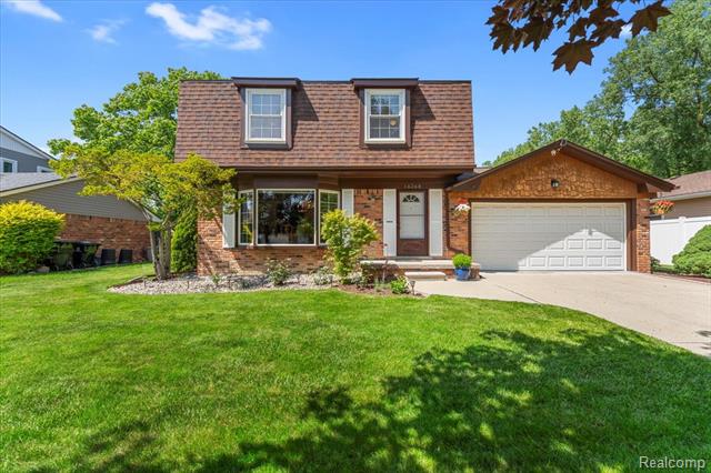 front view picture of 16268 Truwood, Trenton, MI. 48183