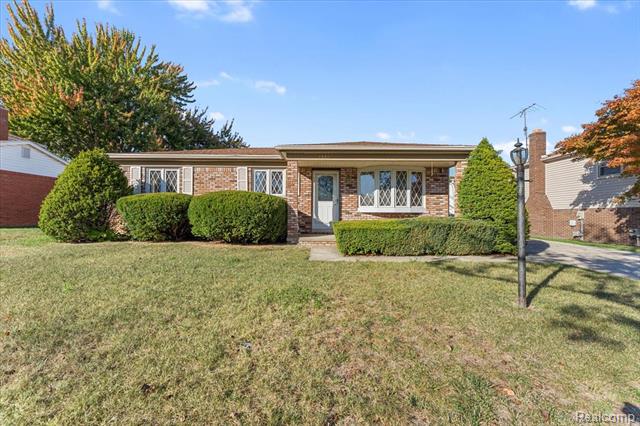 front view picture of 22244 Camille, Trenton, MI. 48183