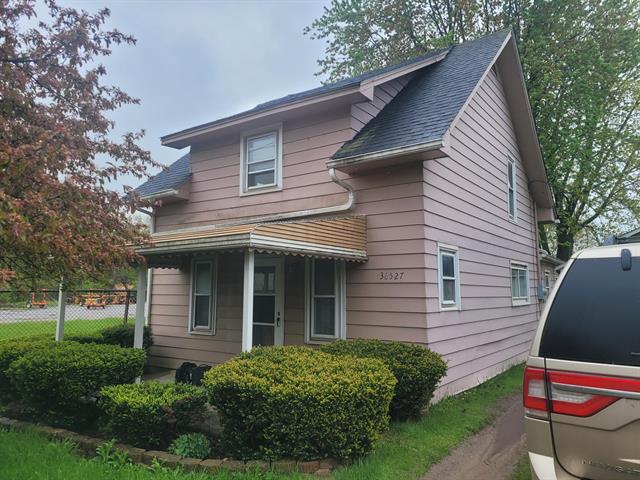 front view picture of 36527 Violet St, New Boston, MI. 48164