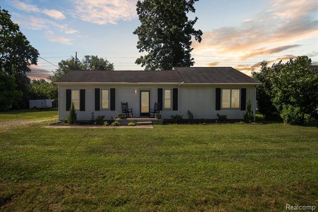 front view picture of 36951 Sibley Rd, New Boston, MI. 48164