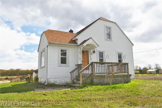 front view picture of 32761 Sibley Rd, Romulus, MI. 48174