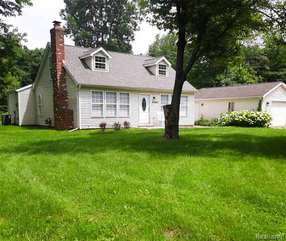 front view picture of 40880 Harris Rd, Belleville, MI. 48111