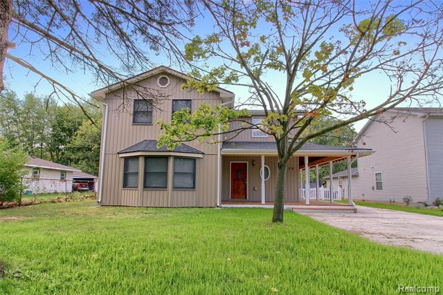 front view picture of 22256 Monterey, Trenton, MI. 48183
