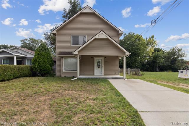 front view picture of 23855 Lillian St, Trenton, MI. 48183