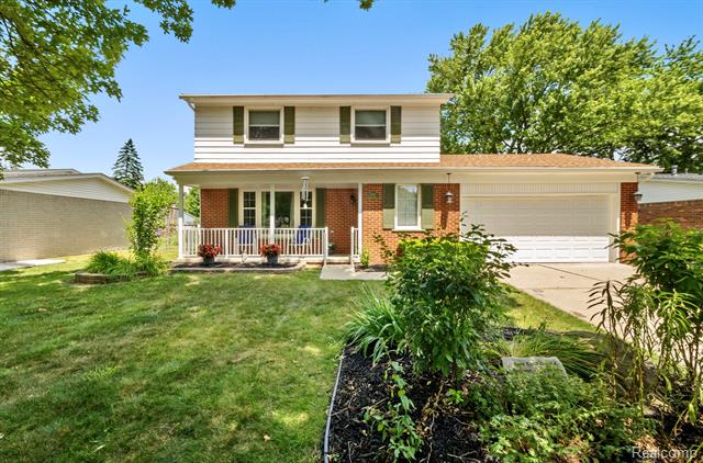 front view picture of 16272 Woodland, Trenton, MI. 48183