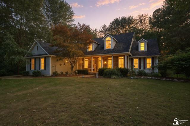 front view picture of 20340 Wahrman Rd, New Boston, MI. 48164