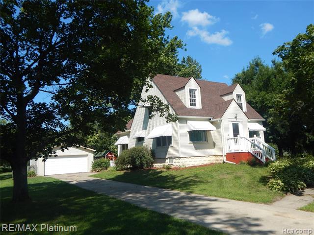 front view picture of 19820 Merriman Rd, Romulus, MI. 48174