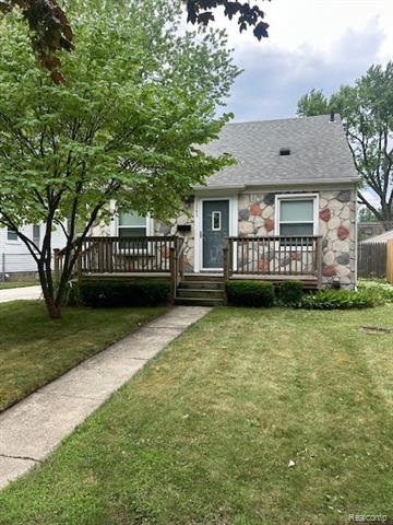 front view picture of 1543 Woodward Hts, Ferndale, MI. 48220