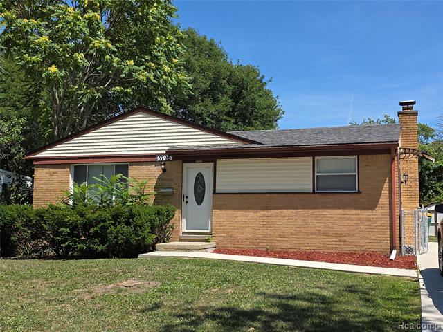 front view picture of 15795 Taft, Romulus, MI. 48174