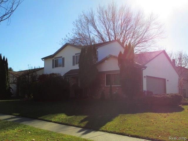 front view picture of 45851 Cider Mill Rd, Novi, MI. 48374