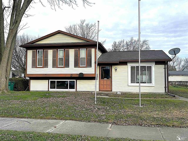 front view picture of 28622 Burning Tree, Romulus, MI. 48174