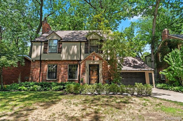 front view picture of 516 W Oakridge St, Ferndale, MI. 48220
