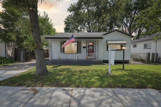 front view picture of 15051 Bailey, Taylor, MI. 48180
