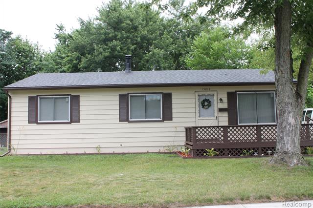 front view picture of 15812 Orchard, Romulus, MI. 48174