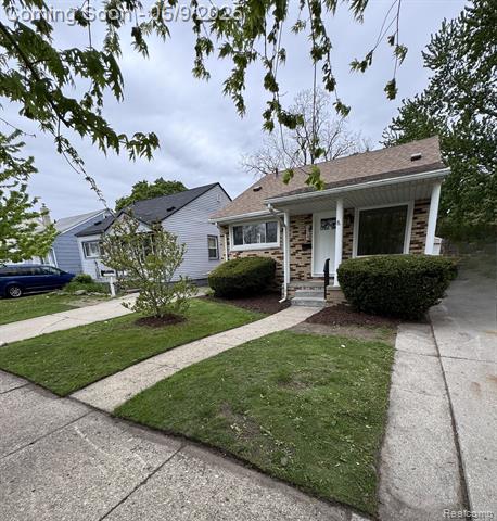 front view picture of 23729 Melville Ave, Hazel Park, MI. 48030