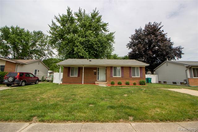 front view picture of 30028 Jamestown, Romulus, MI. 48174