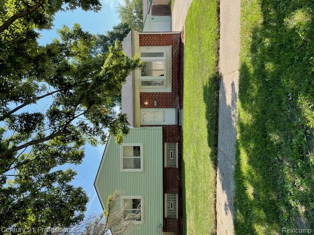 front view picture of 15647 Isabelle, Romulus, MI. 48174