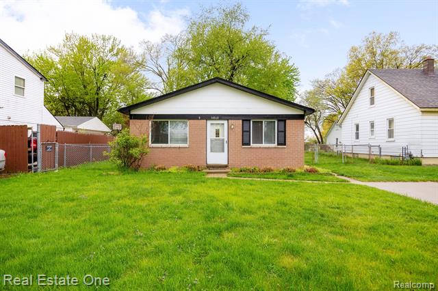 front view picture of 14060 Syracuse, Taylor, MI. 48180
