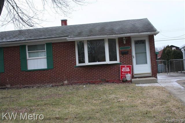 front view picture of 38023 Castle, Romulus, MI. 48174