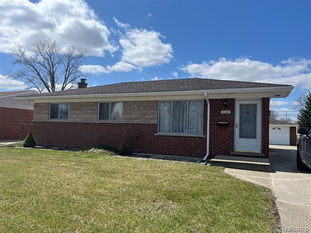front view picture of 15102 Gage, Taylor, MI. 48180