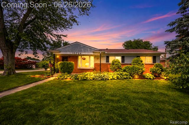 front view picture of 15724 Leader, Taylor, MI. 48180