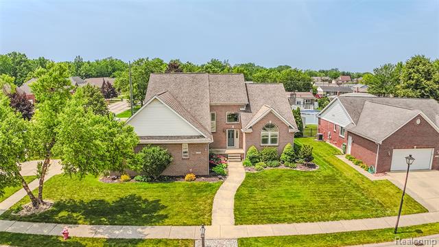 front view picture of 15980 Monterey, Southgate, MI. 48195