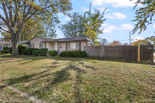 front view picture of 30455 Cherry, Romulus, MI. 48174