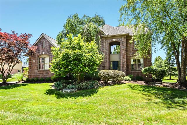 front view picture of 24514 Nantucket Dr, Novi, MI. 48374