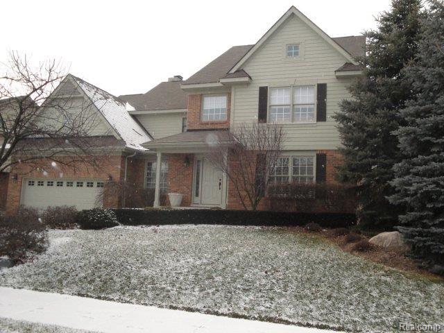 front view picture of 41242 Scarborough Ln, Novi, MI. 48375