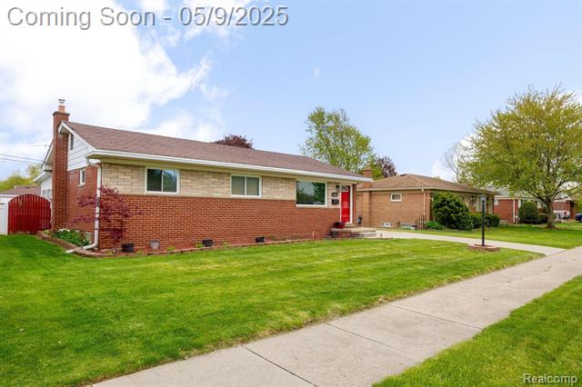 front view picture of 14829 Maywood, Southgate, MI. 48195