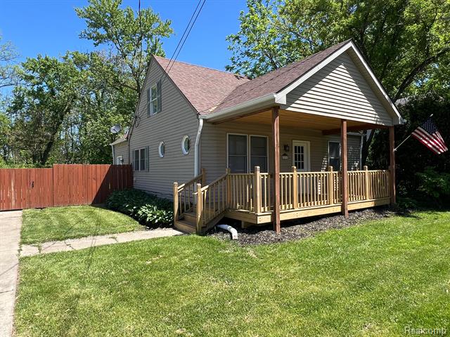 front view picture of 22332 Homestead, Taylor, MI. 48180