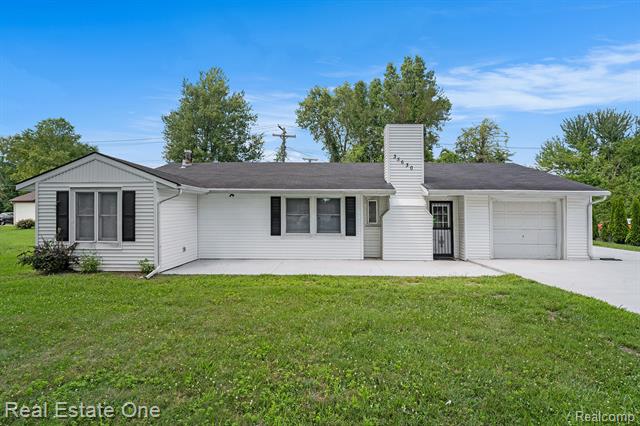 front view picture of 35630 Bibbins, Romulus, MI. 48174