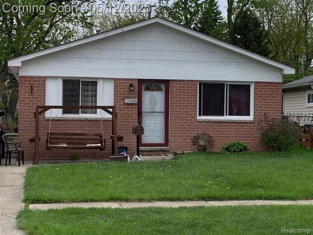 front view picture of 11700 Syracuse, Taylor, MI. 48180