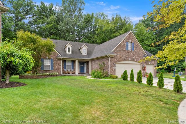 front view picture of 25873 Cove Creek Dr, Taylor, MI. 48180